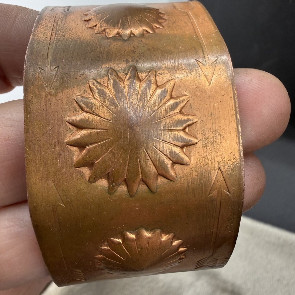 Vintage Copper Cuff Bracelet Stamped Sun Wide 7" - Picture 3 of 7